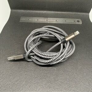 Braided USB to Lightning Charging Cable
